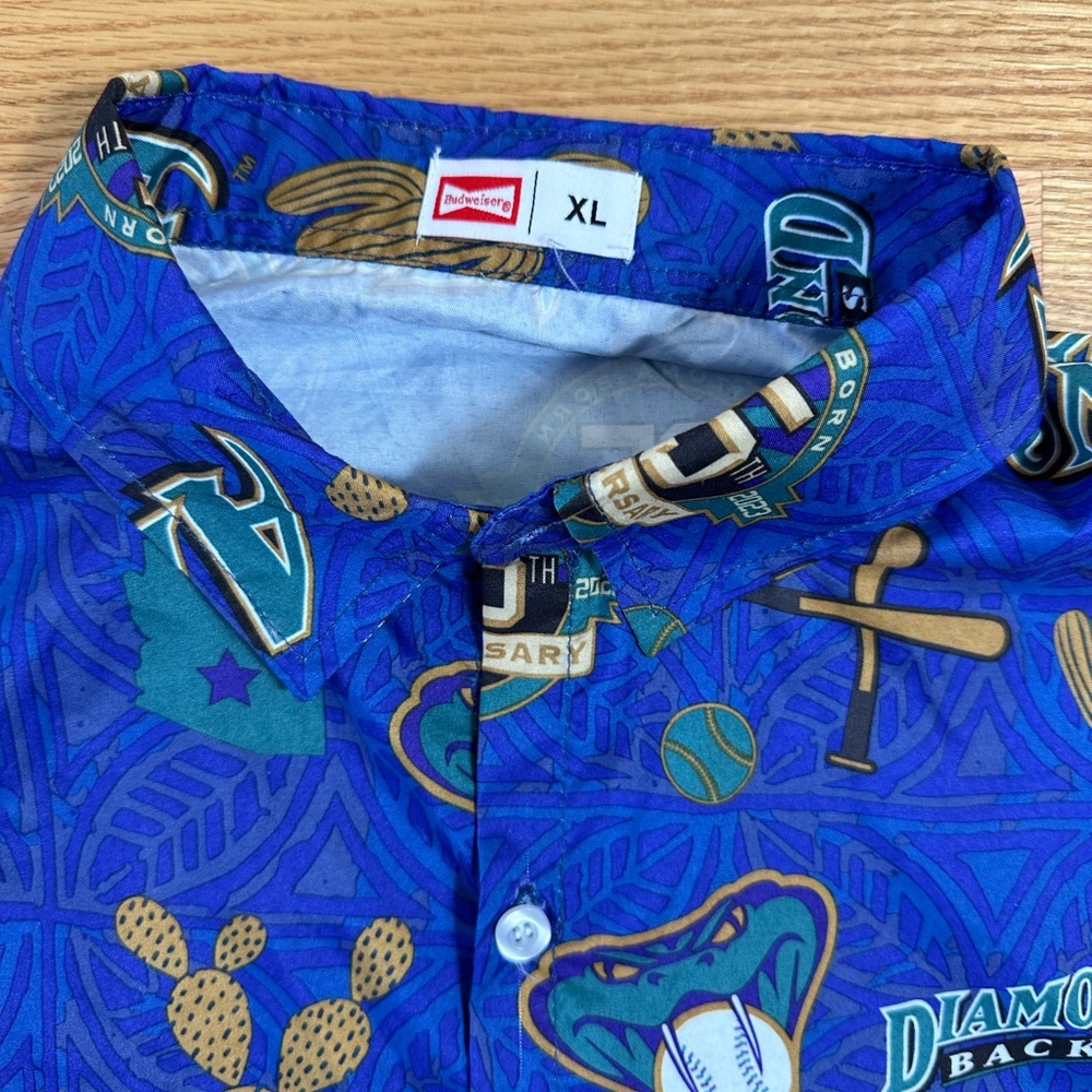 Arizona Diamondbacks 25th Anniversary Hawaiian Button Down Shirt. AOP. size XL - Picture 3 of 7